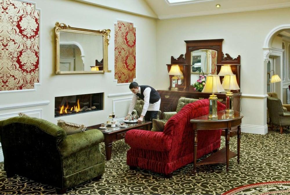 Fitzgeralds Woodlands House Hotel Adare Bagian luar foto