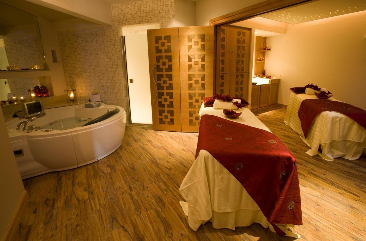 Fitzgeralds Woodlands House Hotel Adare Bagian luar foto