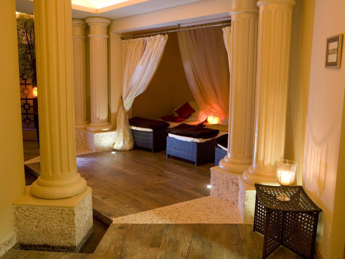 Fitzgeralds Woodlands House Hotel Adare Bagian luar foto